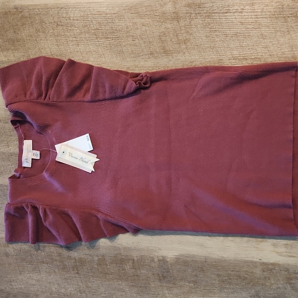 Philosophy Flutter Sleeve Sweater. NWT! Size M - Picture 1 of 7